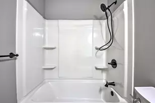 208 Greenwood Dr, La Porte, IN 46350 - Photo 23