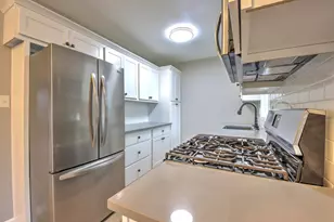 208 Greenwood Dr, La Porte, IN 46350 - Photo 9