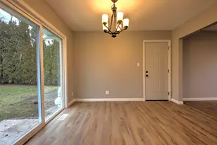 208 Greenwood Dr, La Porte, IN 46350 - Photo 7