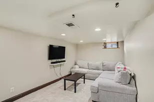 1132 Theresa Dr, Schererville, IN 46375 - Photo 13