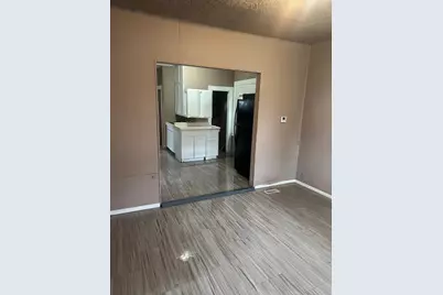 4633 W 11th Avenue, Gary, IN 46406 - Photo 9