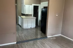 4633 W 11th Ave, Gary, IN 46406 - Photo 9