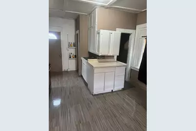 4633 W 11th Avenue, Gary, IN 46406 - Photo 5