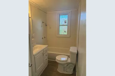 4633 W 11th Avenue, Gary, IN 46406 - Photo 7