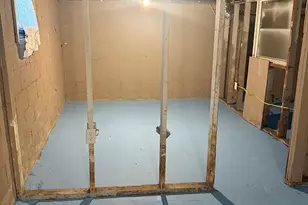 4633 W 11th Ave, Gary, IN 46406 - Photo 11