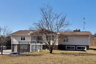 1441 N Wozniak Rd, Michigan City, IN 46360 - Photo 3