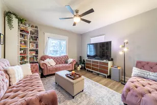 529 Lake St, Hobart, IN 46342 - Photo 13