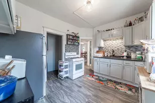 529 Lake St, Hobart, IN 46342 - Photo 17