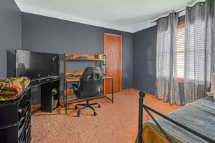 1270 97th Pl, Crown Point, IN 46307 - Photo 9