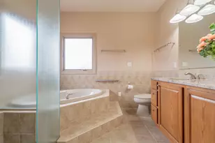 3702 Westbridge Dr, Valparaiso, IN 46383 - Photo 15