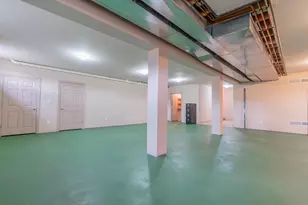 3702 Westbridge Dr, Valparaiso, IN 46383 - Photo 27