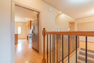 3702 Westbridge Dr, Valparaiso, IN 46383 - Photo 5