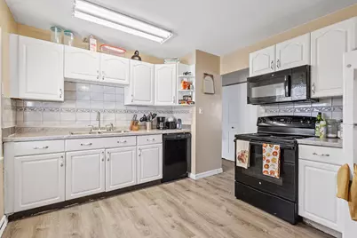 7713 Chestnut Avenue, Hammond, IN 46324 - Photo 9