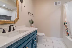 1324 Vivian Ln, Munster, IN 46321 - Photo 35