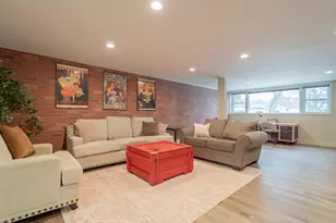 1324 Vivian Ln, Munster, IN 46321 - Photo 43