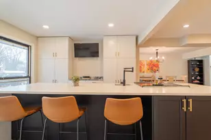 1324 Vivian Ln, Munster, IN 46321 - Photo 11