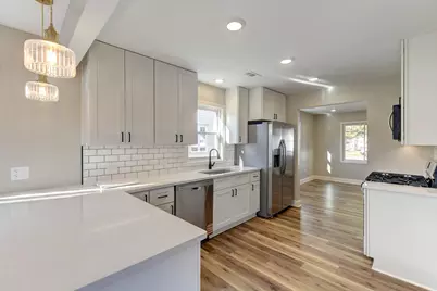 737 Center Street, Crown Point, IN 46307 - Photo 5