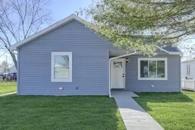 737 Center Street, Crown Point, IN 46307 - Photo 1