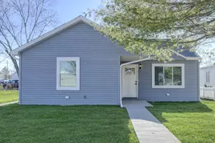 737 Center St, Crown Point, IN 46307 - Photo 1