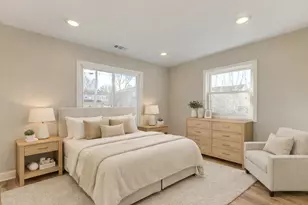 737 Center St, Crown Point, IN 46307 - Photo 15