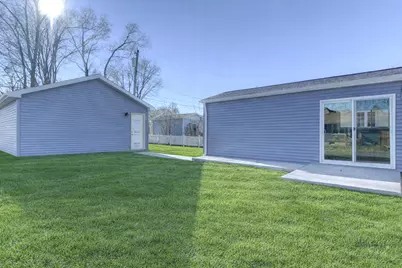 737 Center Street, Crown Point, IN 46307 - Photo 17