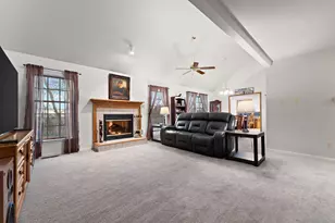 1151 Vanderburgh St, Valparaiso, IN 46385 - Photo 9