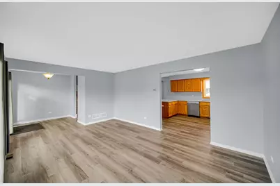 901 Robin Court, Dyer, IN 46311 - Photo 3