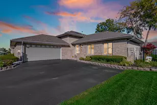 901 Robin Ct, Dyer, IN 46311 - Photo 29