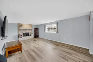 901 Robin Ct, Dyer, IN 46311 - Photo 21