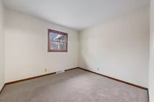 4272 N Michael Pl N, Michigan City, IN 46360 - Photo 23