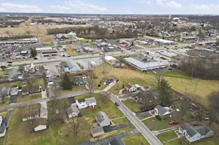 1101 Sycamore St, Crown Point, IN 46307 - Photo 31