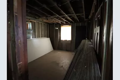 516 Ridgeland Avenue, Michigan City, IN 46360 - Photo 17