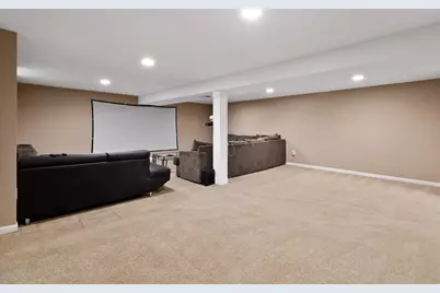 5950 Hayes Place, Merrillville, IN 46410 - Photo 17