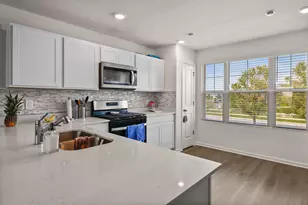 10743 Violette Wy, Saint John, IN 46373 - Photo 7