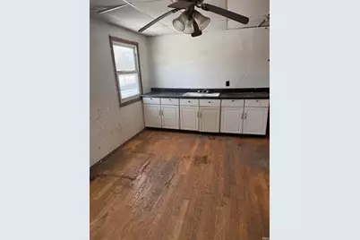 10352 N 300 E, La Porte, IN 46350 - Photo 5