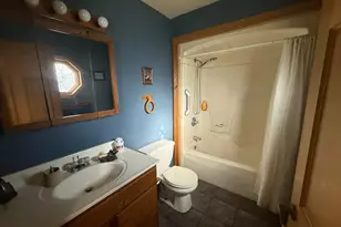 2639 E 9th Pl, Hobart, IN 46342 - Photo 17