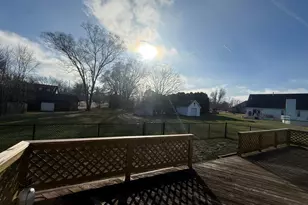 2639 E 9th Pl, Hobart, IN 46342 - Photo 15