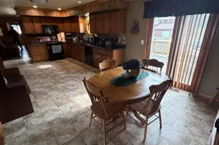 2639 E 9th Pl, Hobart, IN 46342 - Photo 15