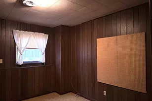 1110 N 550 E, Demotte, IN 46310 - Photo 37