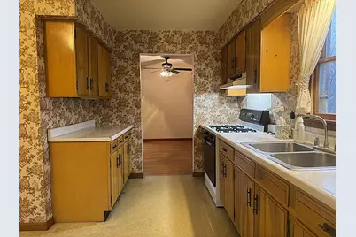 1110 N 550 E, Demotte, IN 46310 - Photo 15