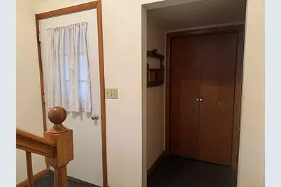 1110 N 550 E, Demotte, IN 46310 - Photo 9