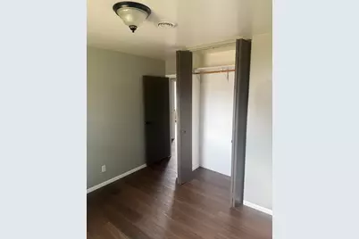 1337 W Cleveland Avenue, Hobart, IN 46342 - Photo 11