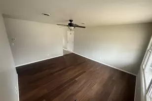 1337 W Cleveland Ave, Hobart, IN 46342 - Photo 7