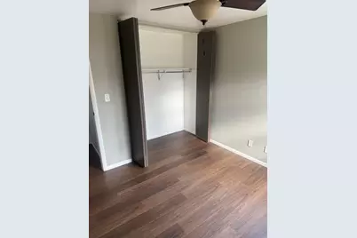 1337 W Cleveland Avenue, Hobart, IN 46342 - Photo 9