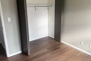 1337 W Cleveland Ave, Hobart, IN 46342 - Photo 9