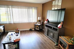 1328 Hilltop Dr, Lowell, IN 46356 - Photo 5