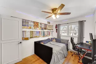 241 Lawndale Dr, Munster, IN 46321 - Photo 11