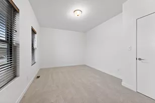 347 Sawgrass Dr, Crown Point, IN 46307 - Photo 19