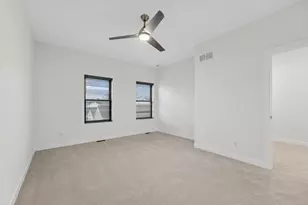 347 Sawgrass Dr, Crown Point, IN 46307 - Photo 17