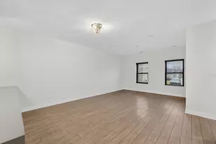 347 Sawgrass Dr, Crown Point, IN 46307 - Photo 9